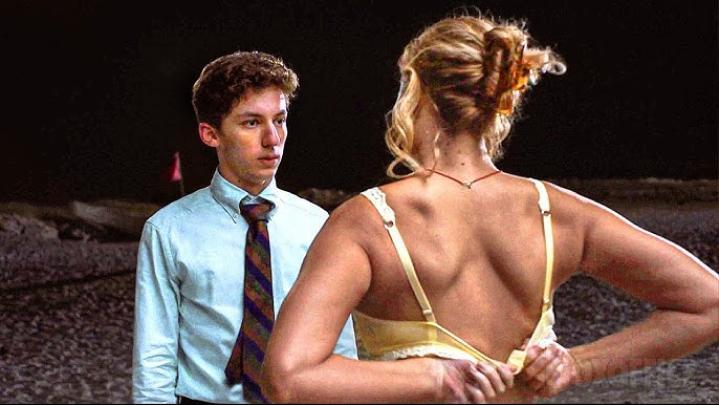 فيلم الرومانسية No Hard Feelings 2023 مترجم ( للكبار فقط +18 )