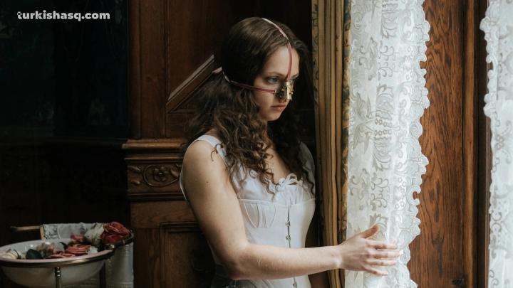 فيلم الاثارة The Ugly Stepsister 2025 مترجم