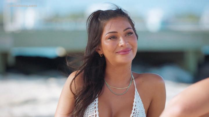 برنامج حار جدًا في التعامل معها الموسم الرابع الحلقة 6 مترجم للكبار فقط +18